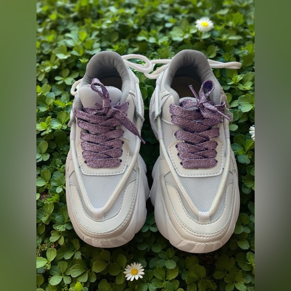 Cherry - Urban Colombian Sneakers , Bright Flashes - Style and Comfort. - Picture 2 of 11